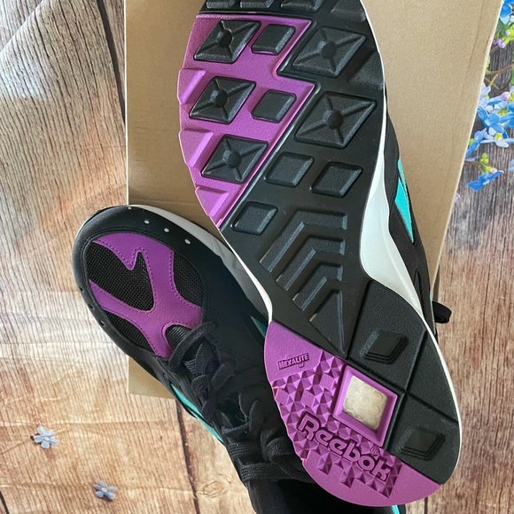 Reebok classic aztrek gym shoes size 12 main image 4
